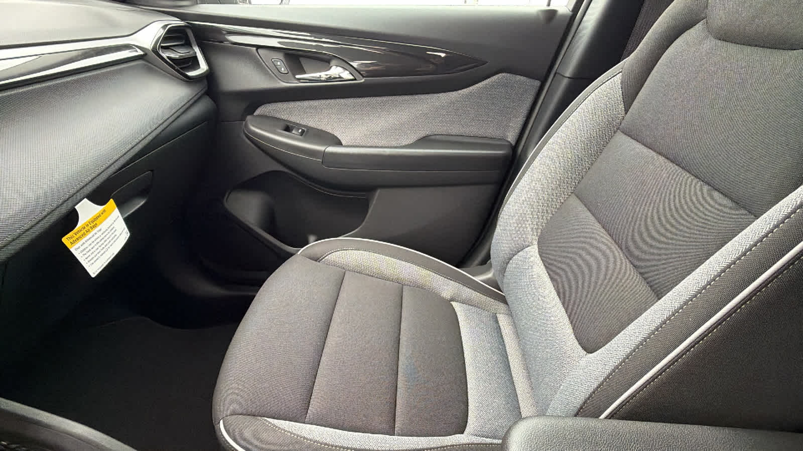 Thumbnail: 2026 Chevrolet TrailBlazer - 12