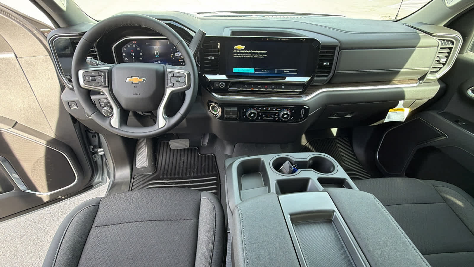 Thumbnail: 2026 Chevrolet Silverado 1500 - 26