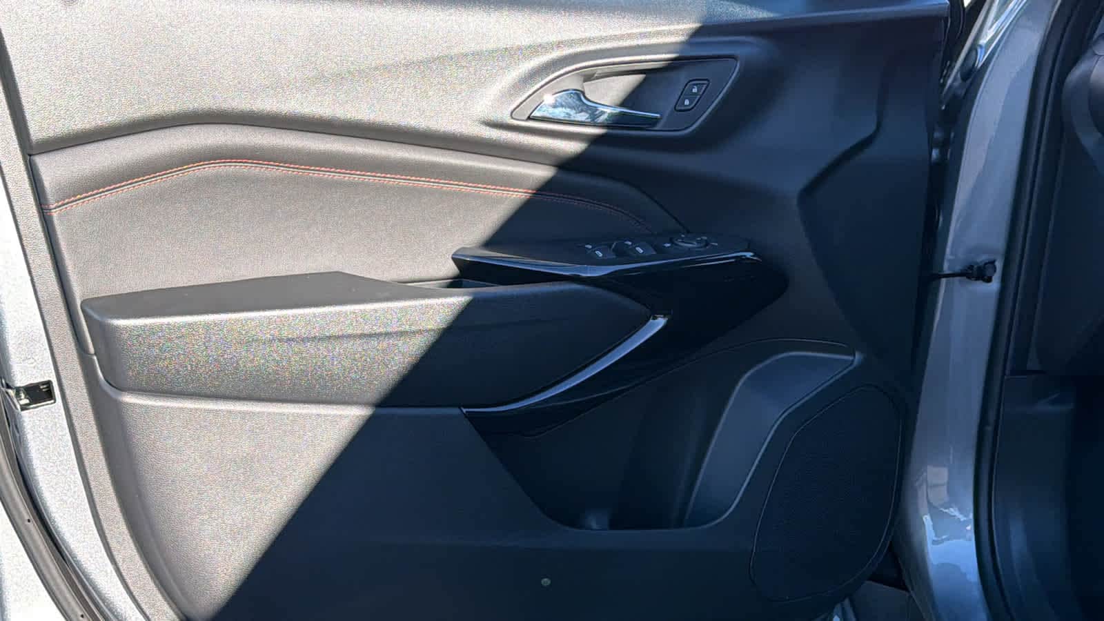 Thumbnail: 2026 Chevrolet Trax - 23