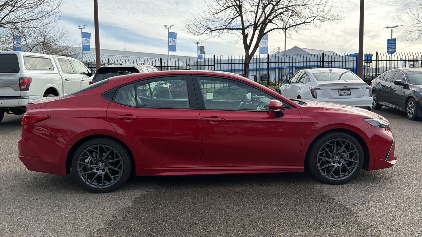 Thumbnail: 2025 Toyota Camry - 4