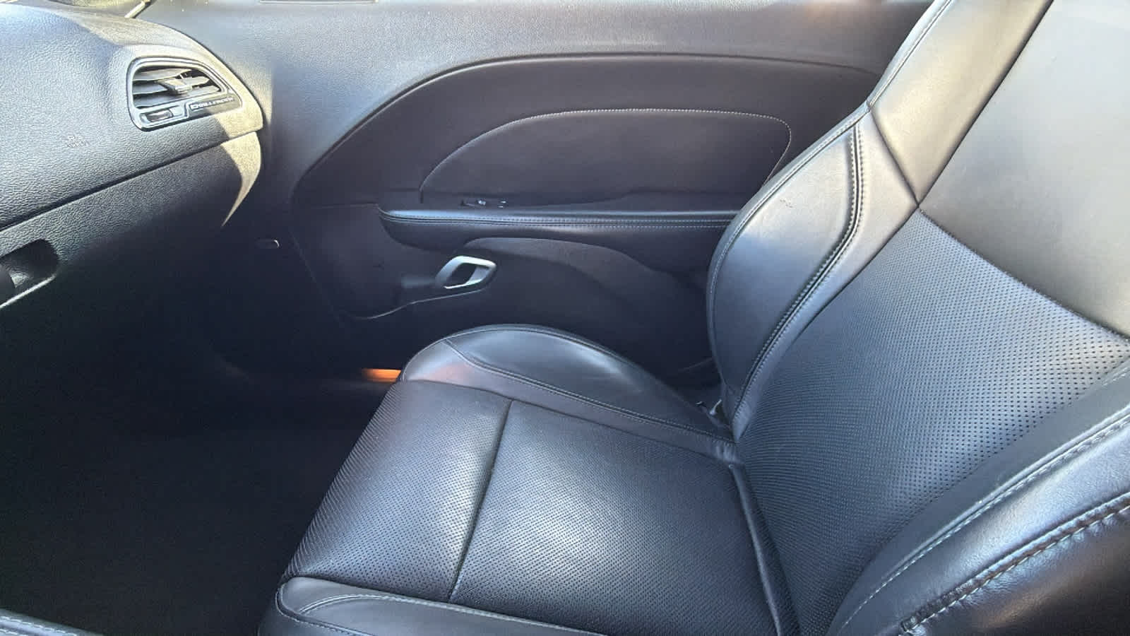 Thumbnail: 2019 Dodge Challenger - 12