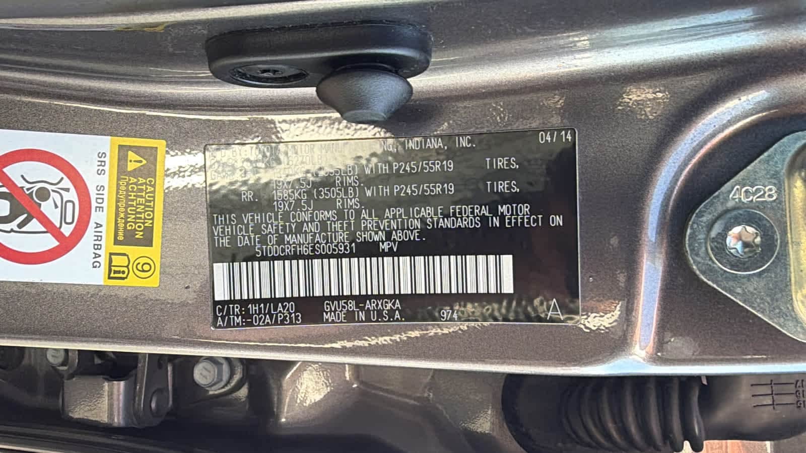 Thumbnail: 2014 Toyota Highlander - 20