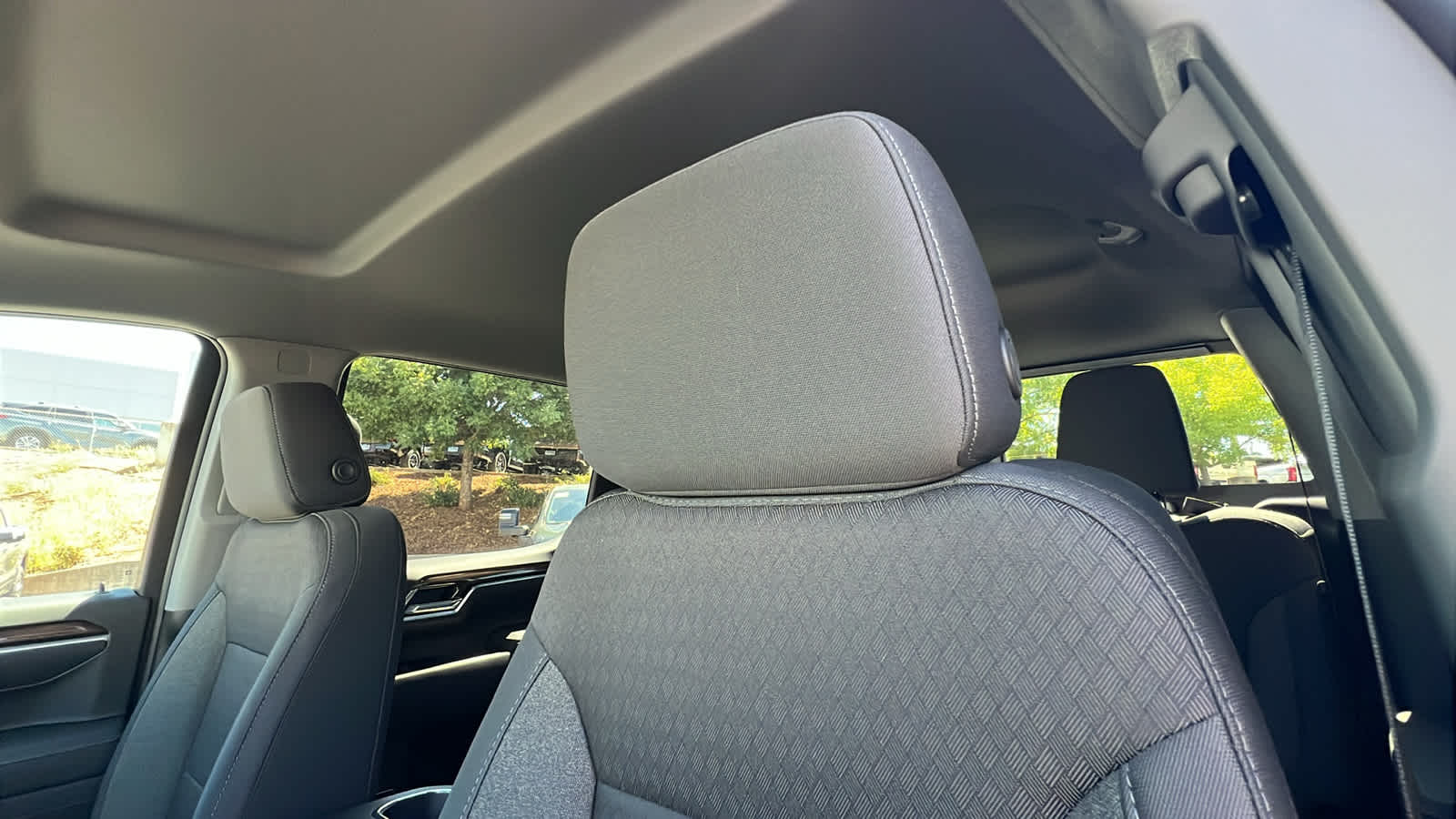 Thumbnail: 2026 Chevrolet Silverado 1500 - 11