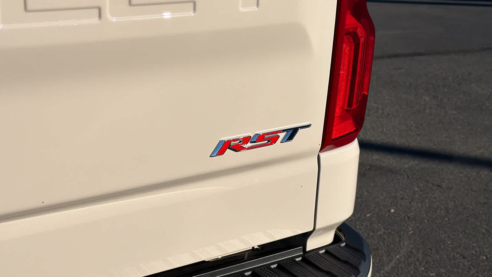 Thumbnail: 2026 Chevrolet Silverado 1500 - 28