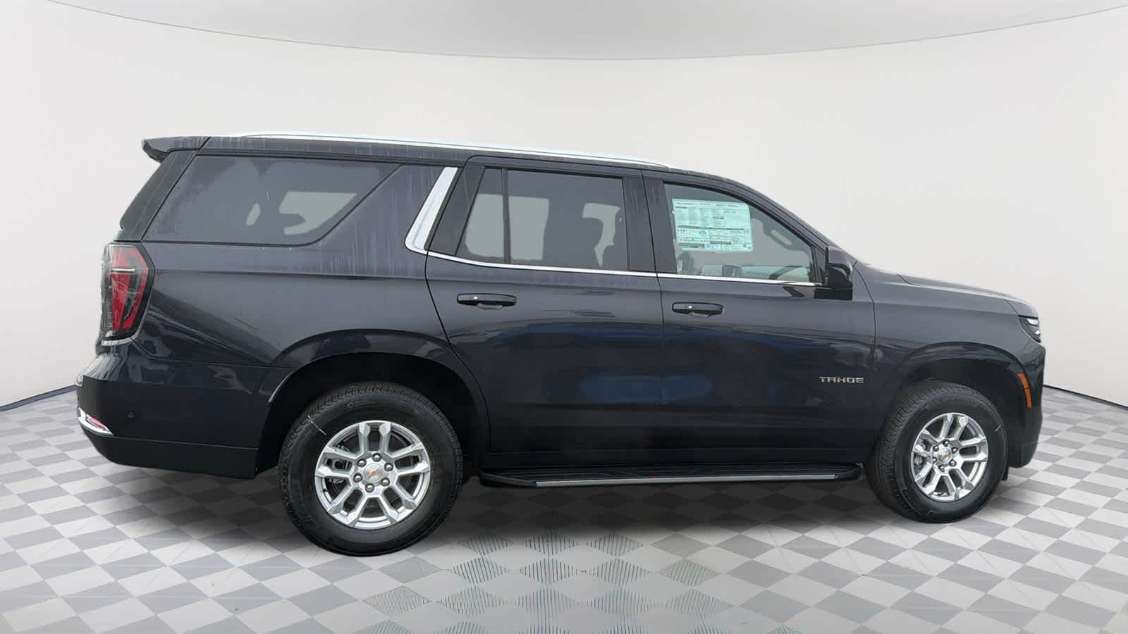 Thumbnail: 2026 Chevrolet Tahoe - 4