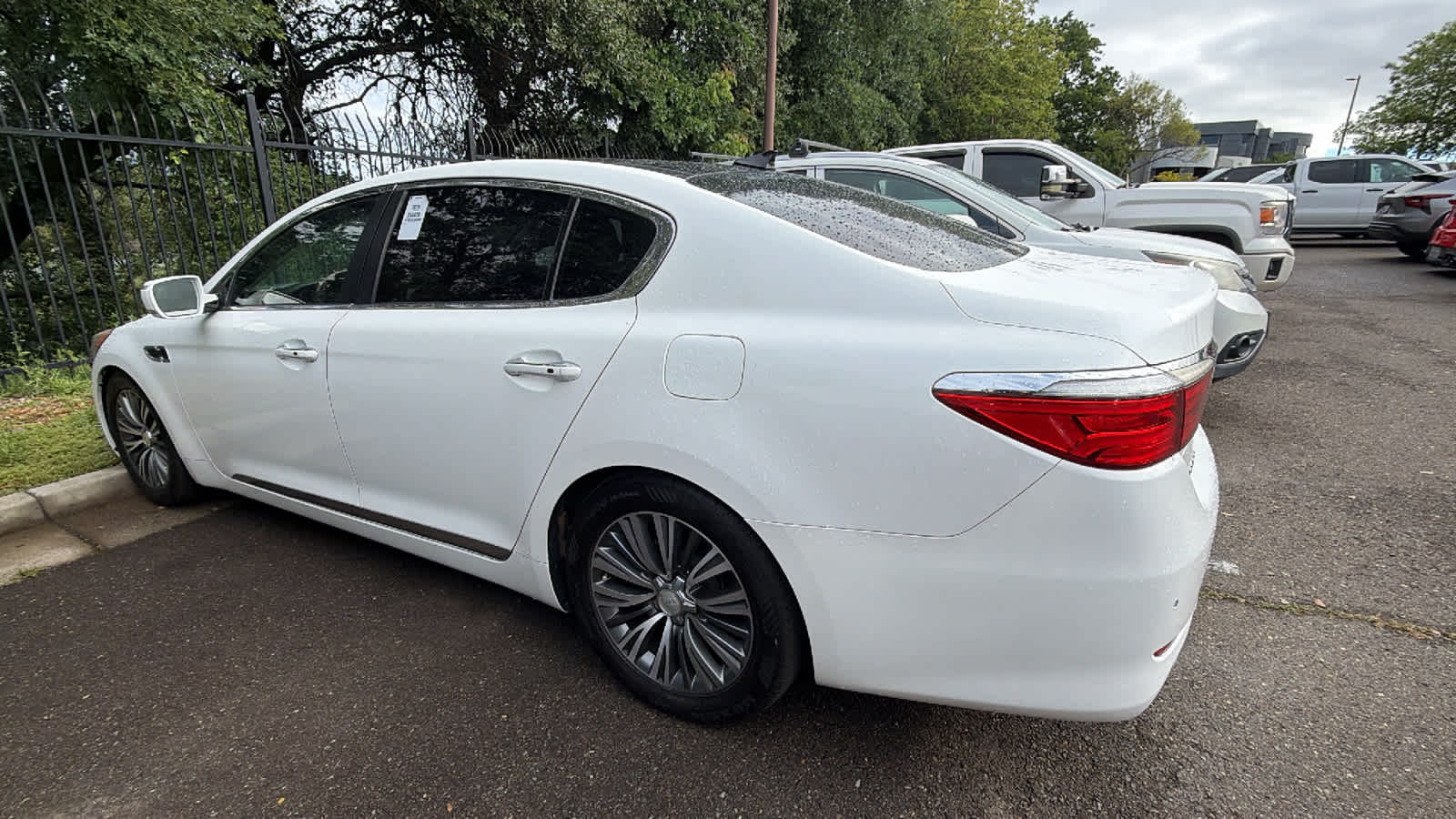 Thumbnail: 2016 Kia K900 - 8
