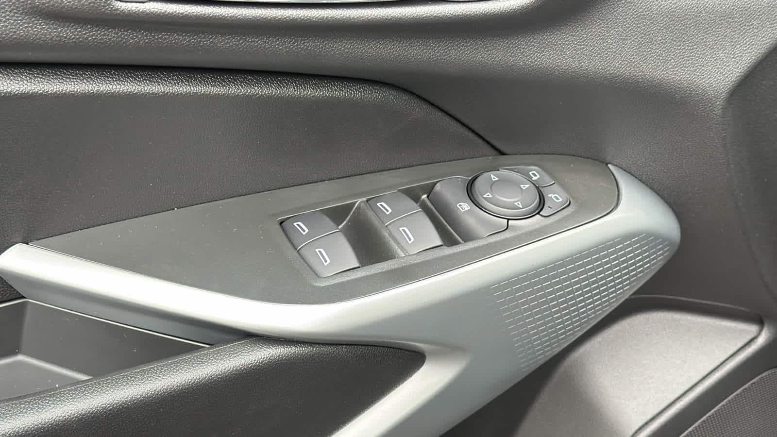 Thumbnail: 2026 Chevrolet Trax - 22
