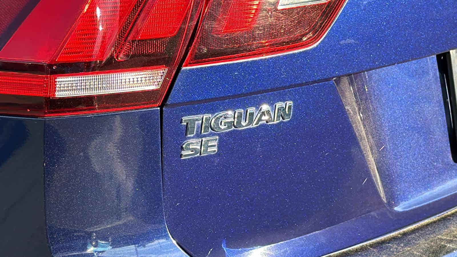 Thumbnail: 2021 Volkswagen Tiguan - 27