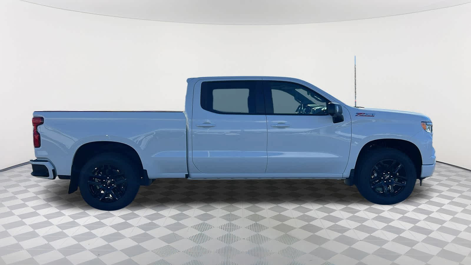 Thumbnail: 2025 Chevrolet Silverado 1500 - 4