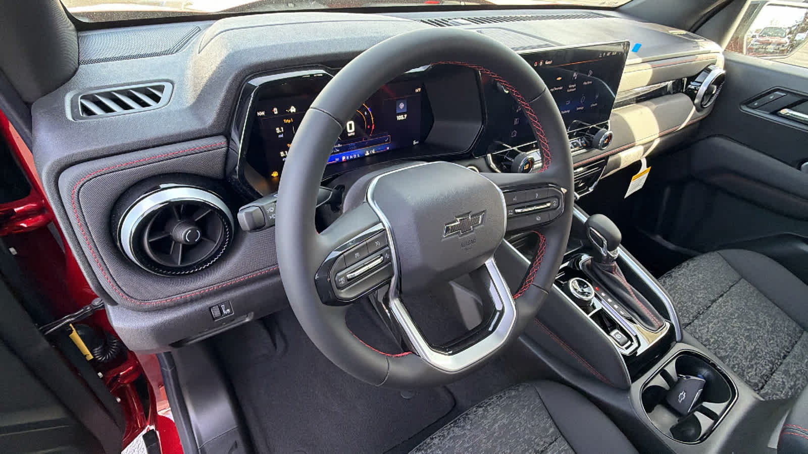 Thumbnail: 2026 Chevrolet Colorado - 10