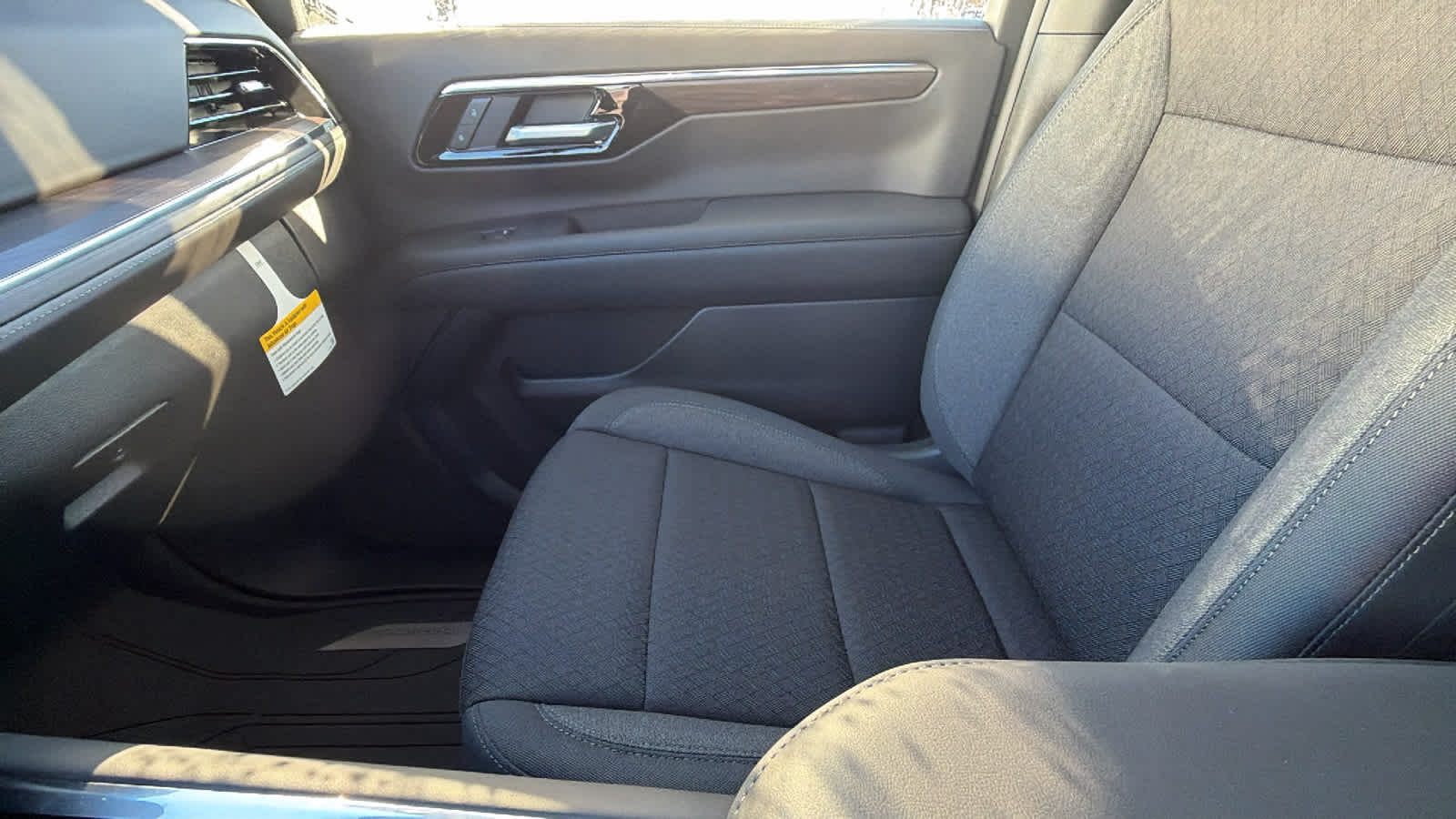 Thumbnail: 2026 Chevrolet Suburban - 12