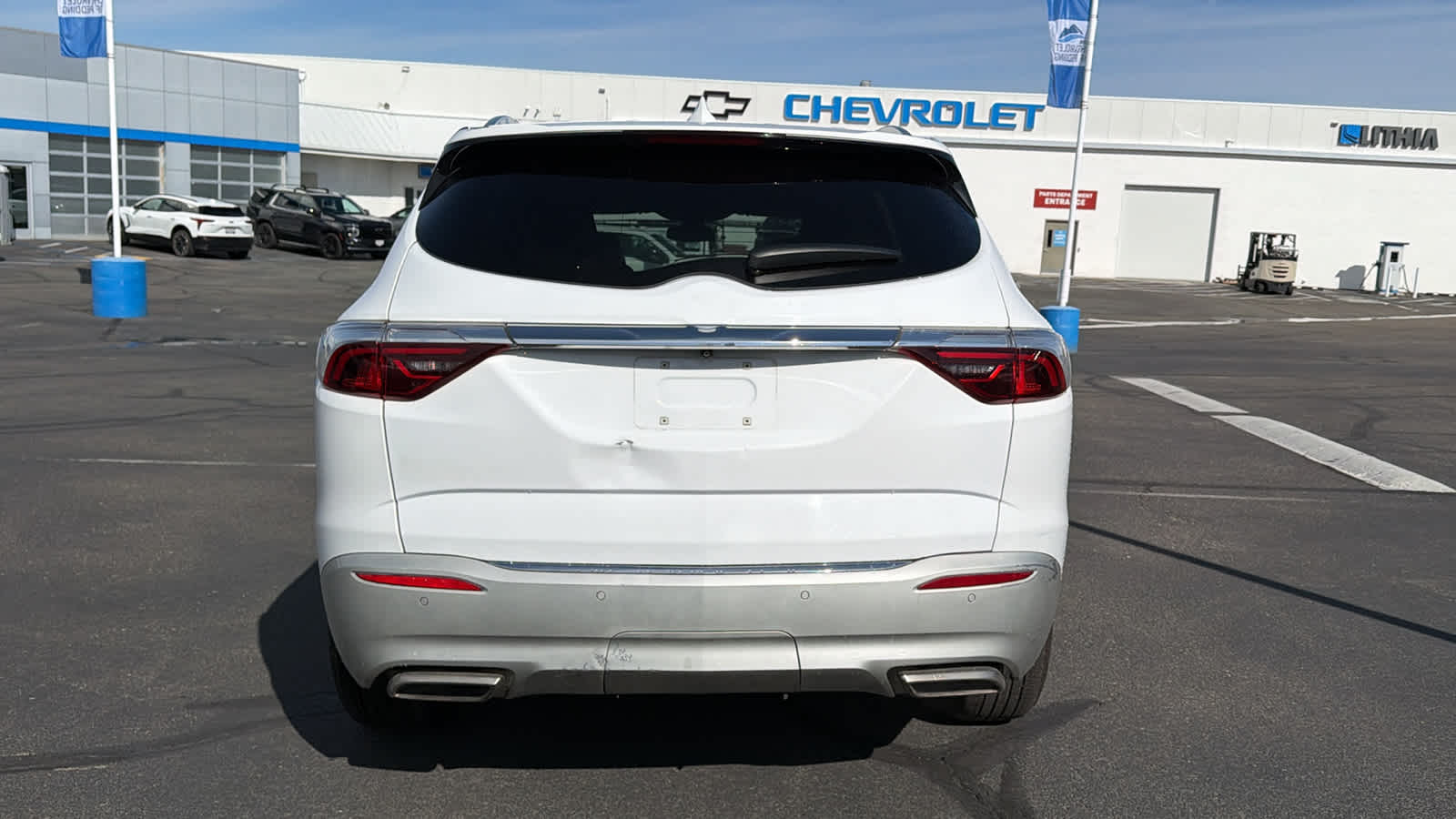 Thumbnail: 2022 Buick Enclave - 6