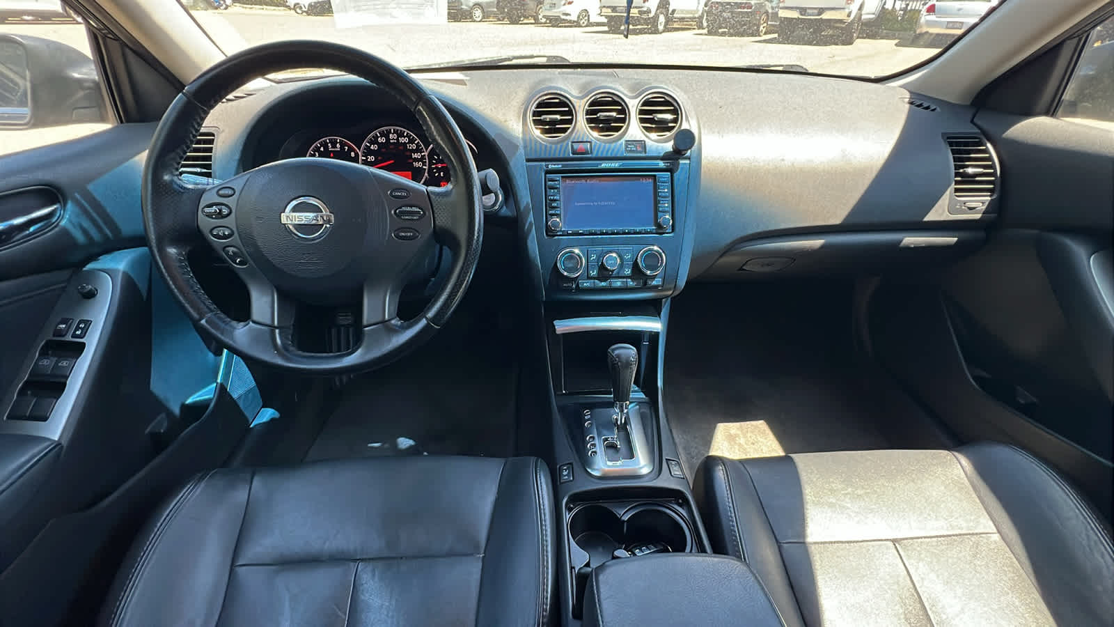 Thumbnail: 2011 Nissan Altima - 18