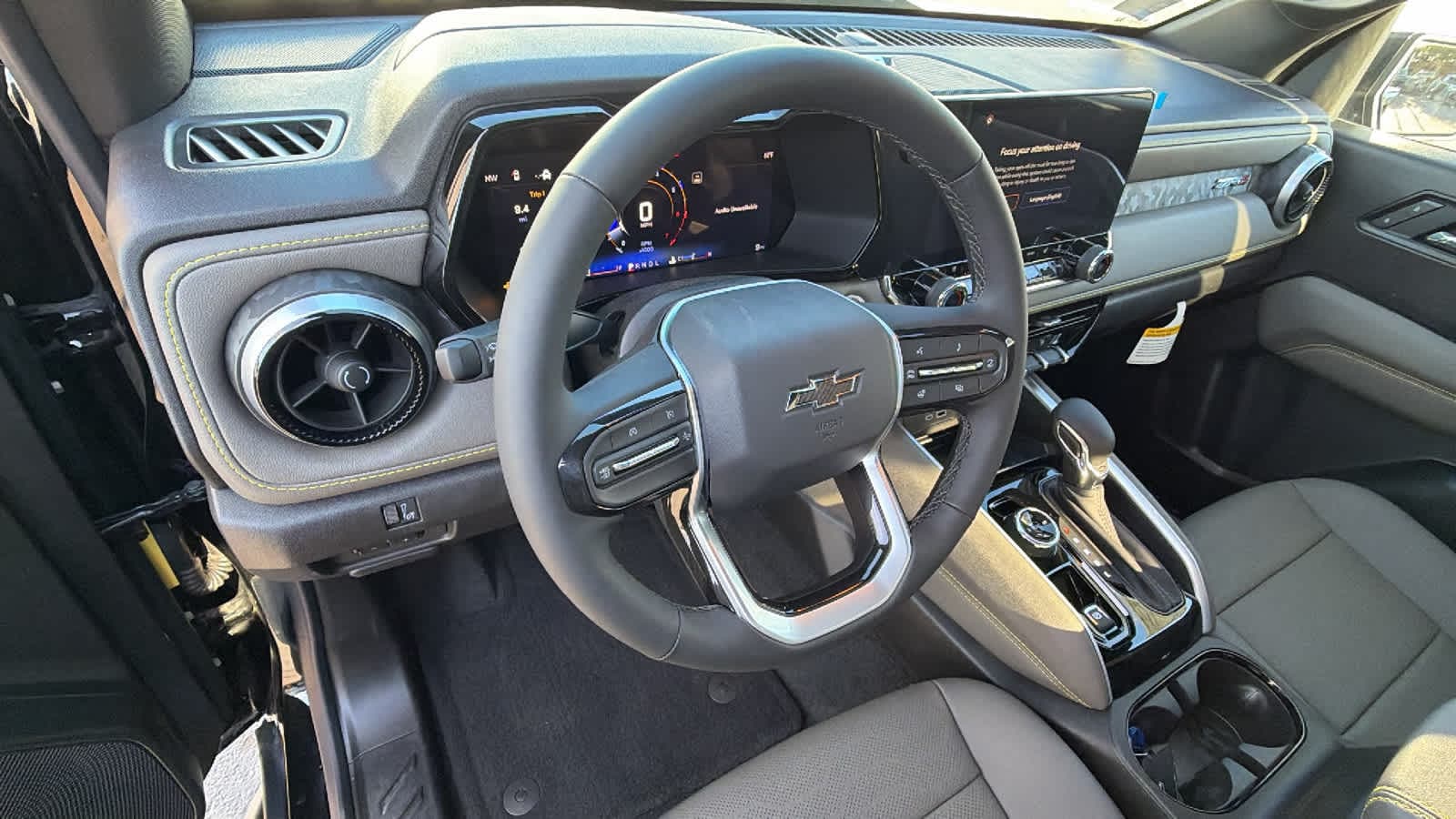 Thumbnail: 2026 Chevrolet Colorado - 10