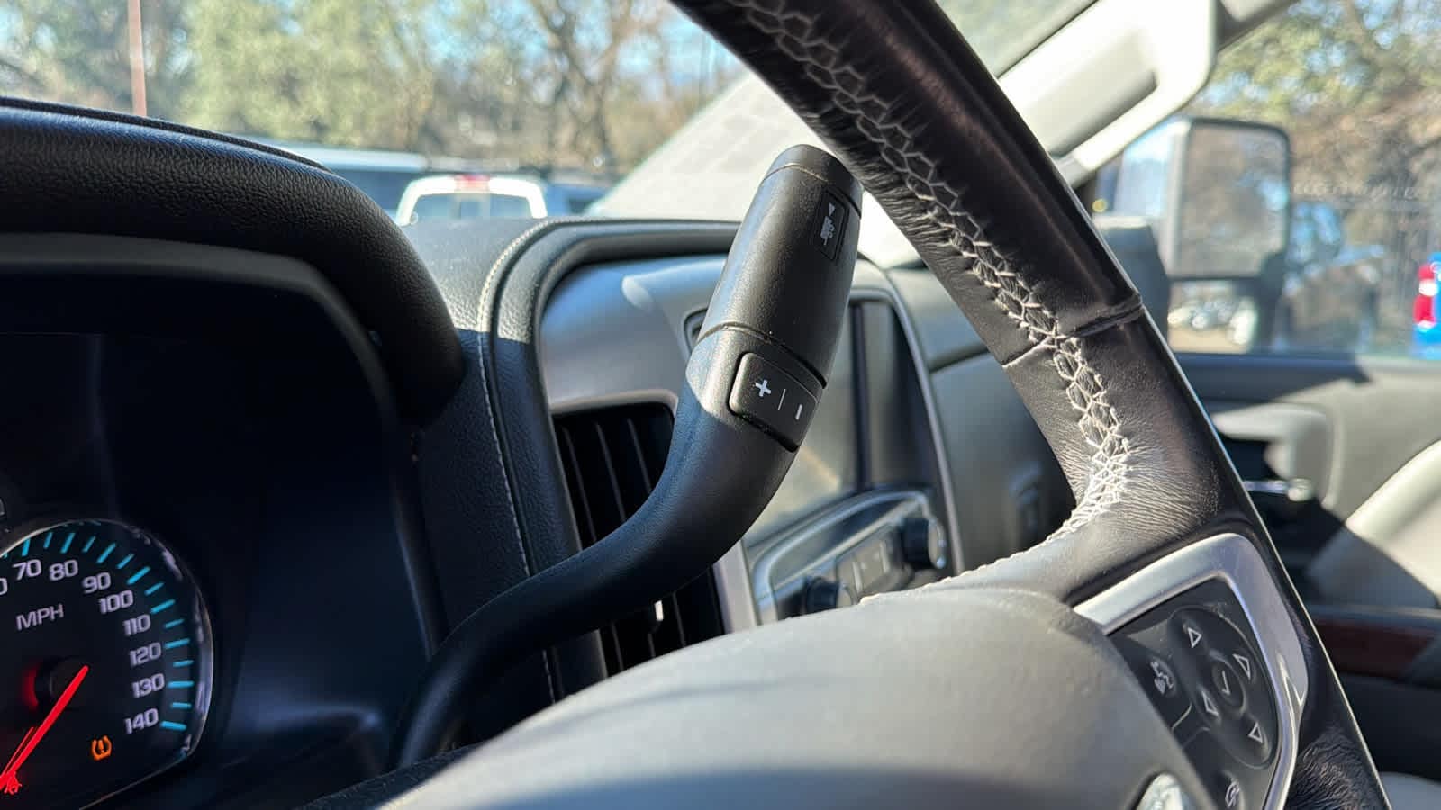 Thumbnail: 2018 GMC Sierra 2500 - 12