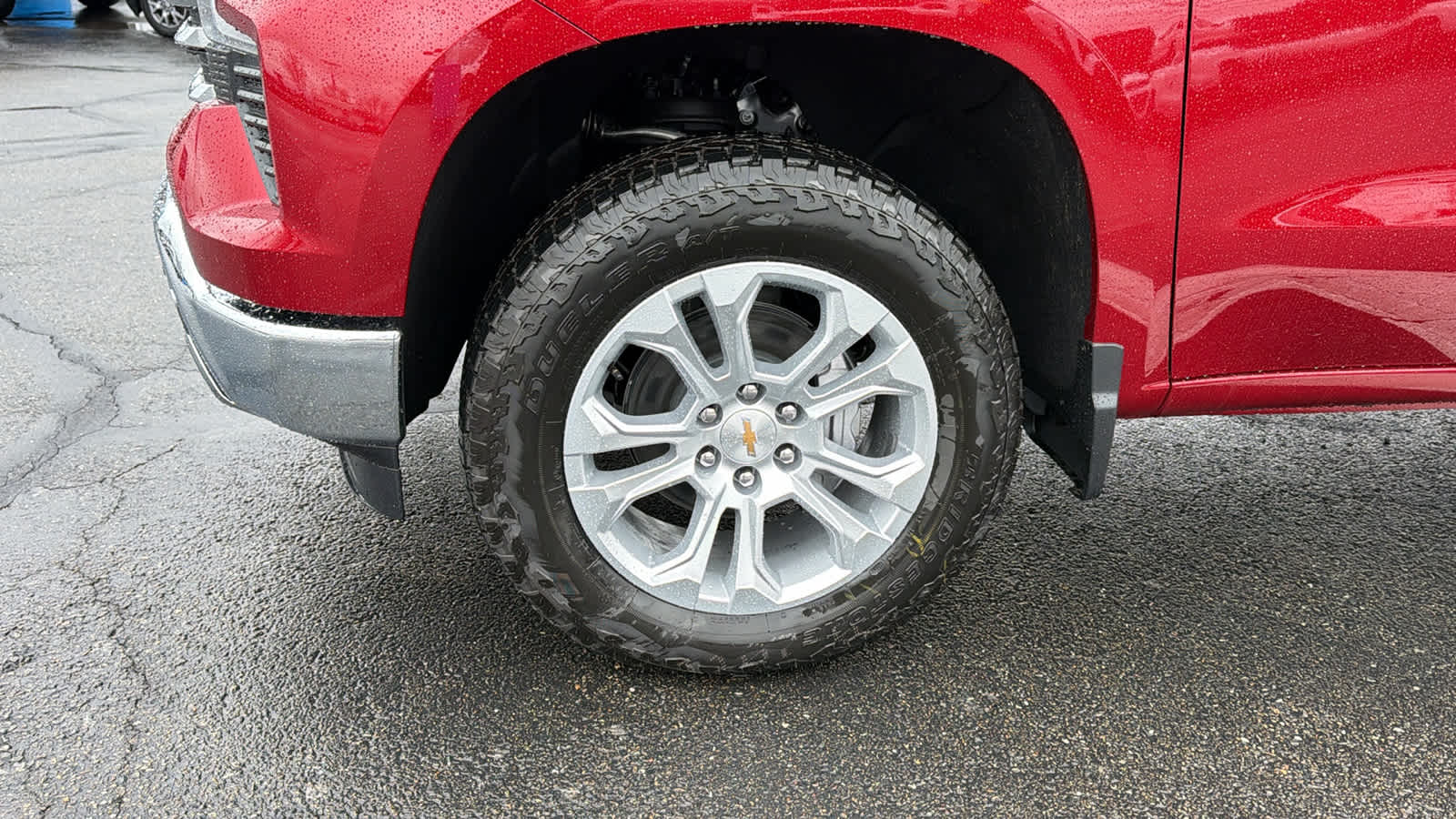 Thumbnail: 2026 Chevrolet Silverado 1500 - 9