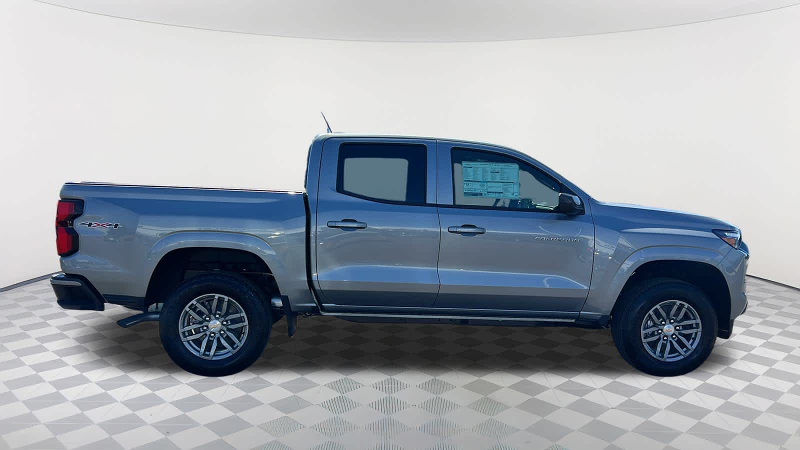 2026 Chevrolet Colorado LT photo 4