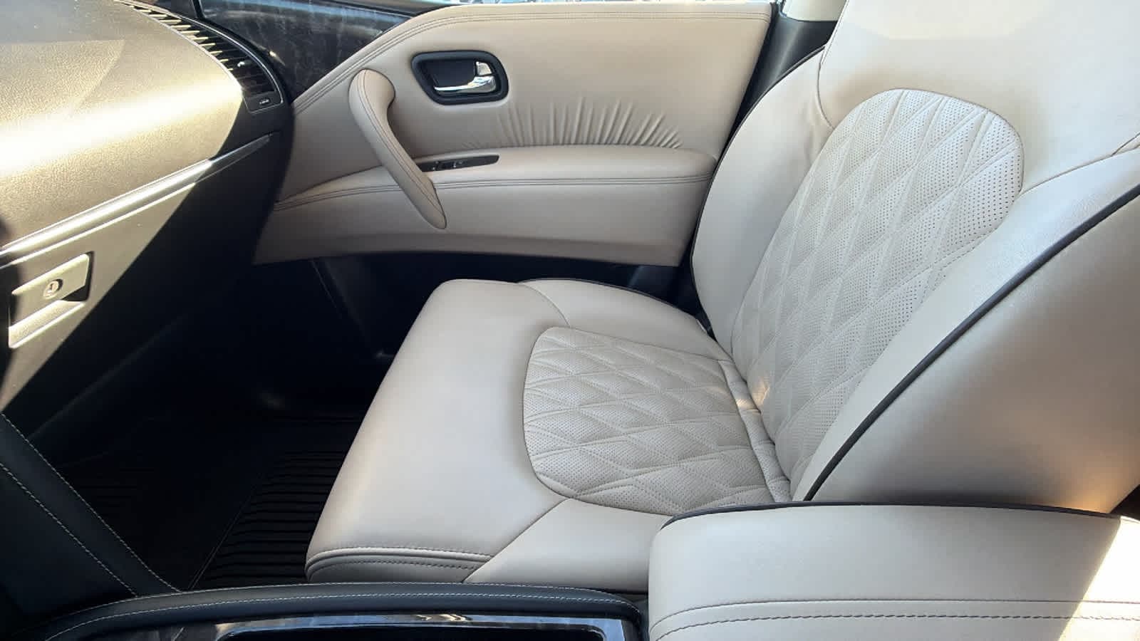 Thumbnail: 2023 Nissan Armada - 12