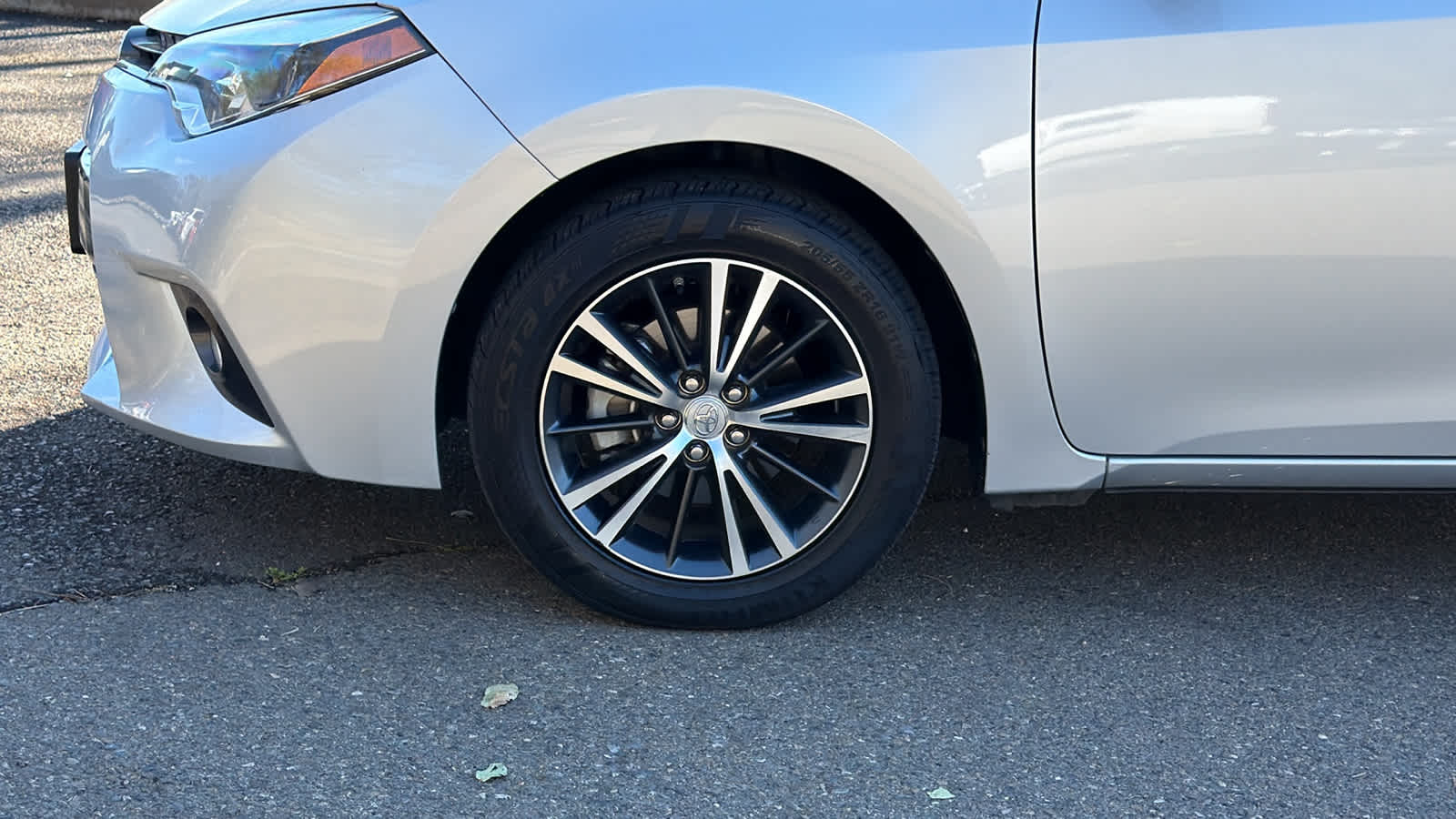 Thumbnail: 2016 Toyota Corolla - 9