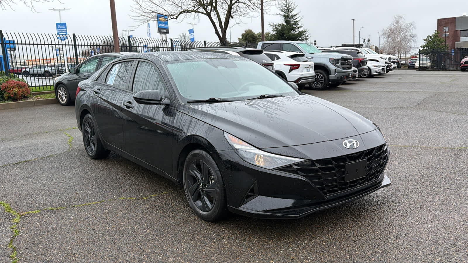 Thumbnail: 2023 Hyundai Elantra - 3