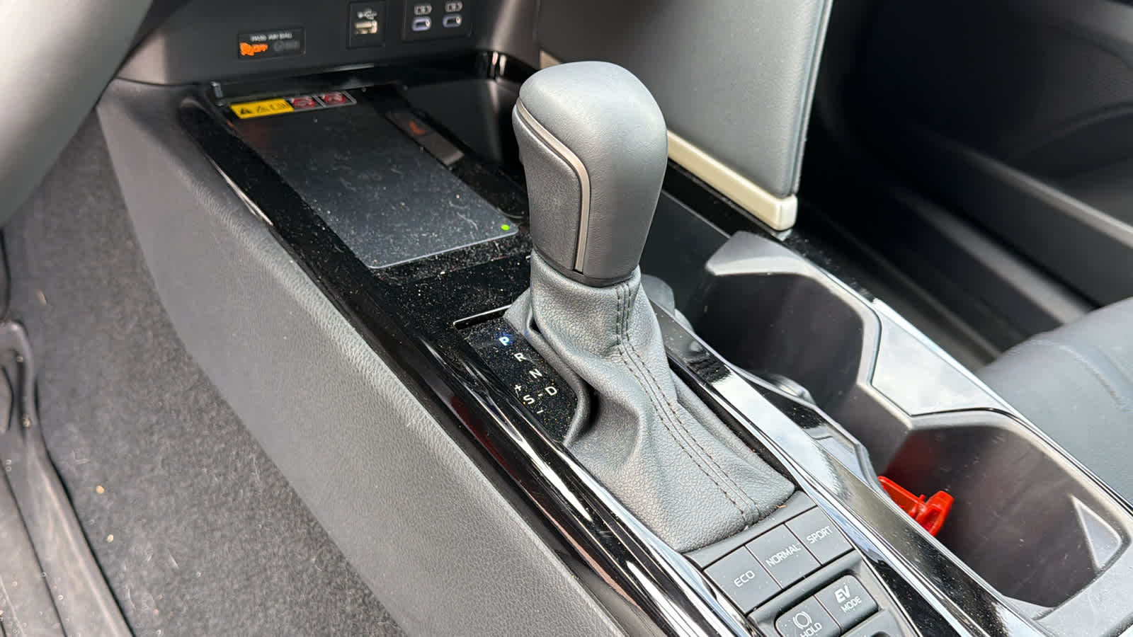 Thumbnail: 2025 Toyota Camry - 12