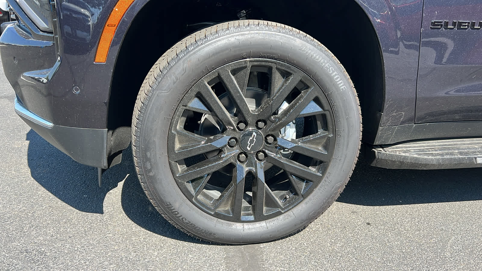 Thumbnail: 2025 Chevrolet Suburban - 9