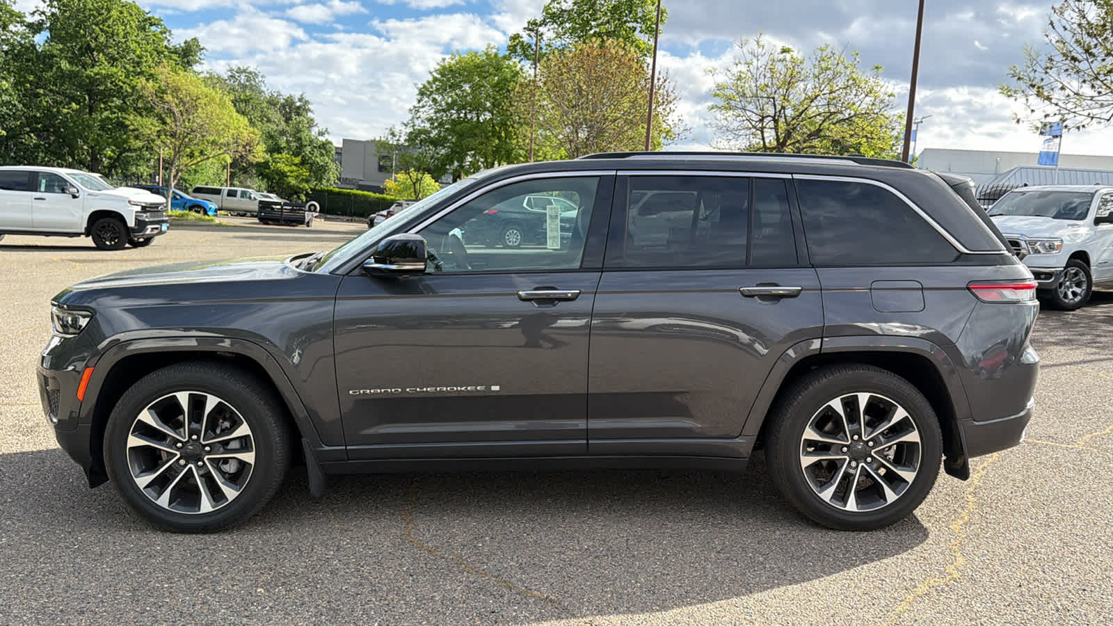 Thumbnail: 2024 Jeep Grand Cherokee - 8