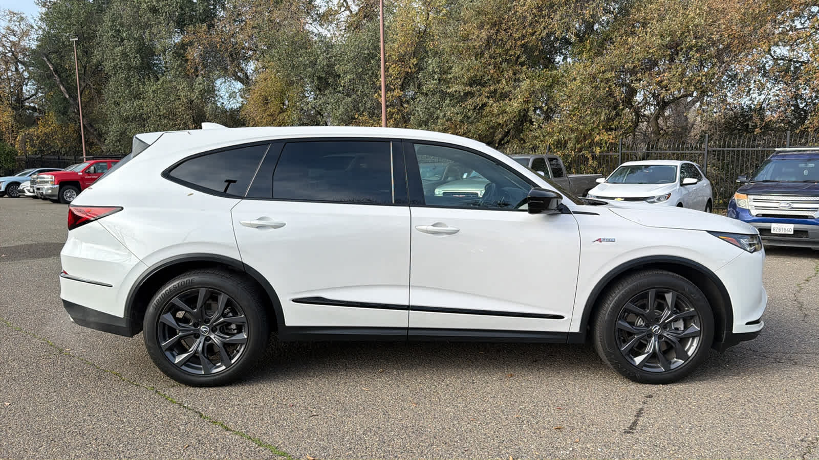 2023 Acura MDX SH-AWD A-Spec photo 4