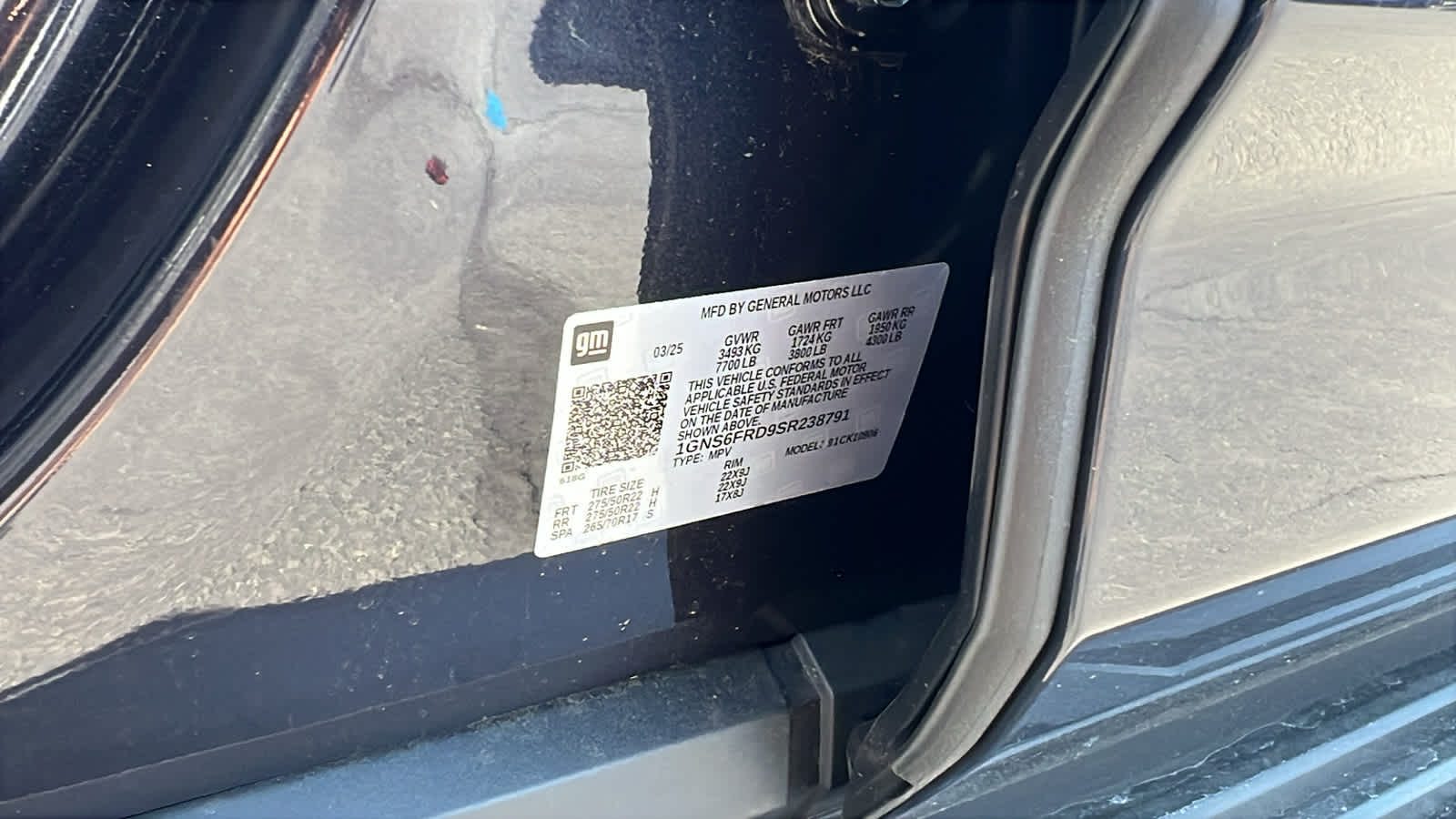 Thumbnail: 2025 Chevrolet Suburban - 30