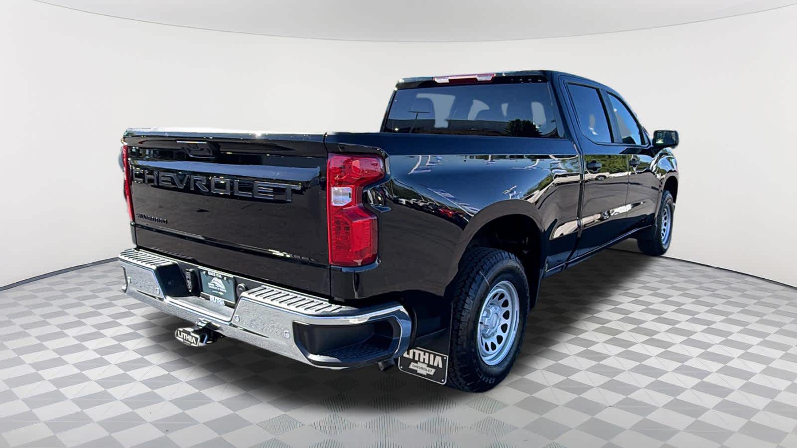 Thumbnail: 2026 Chevrolet Silverado 1500 - 5