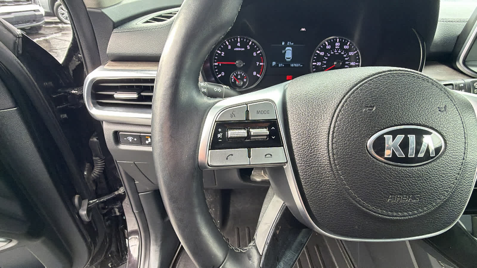 Thumbnail: 2021 Kia Telluride - 19