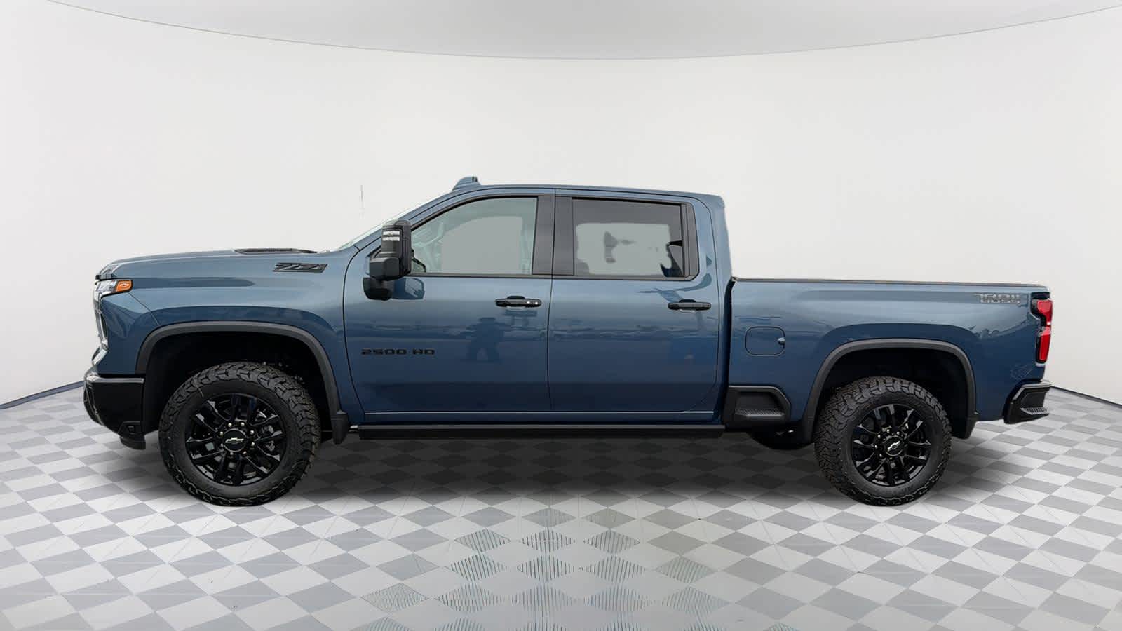 Thumbnail: 2026 Chevrolet Silverado 2500 - 8