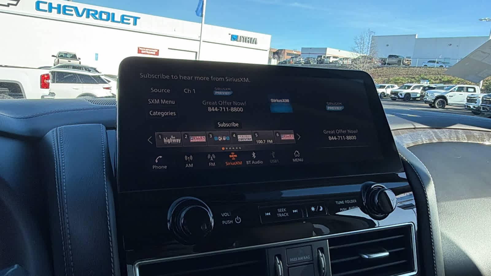 Thumbnail: 2023 Nissan Armada - 15