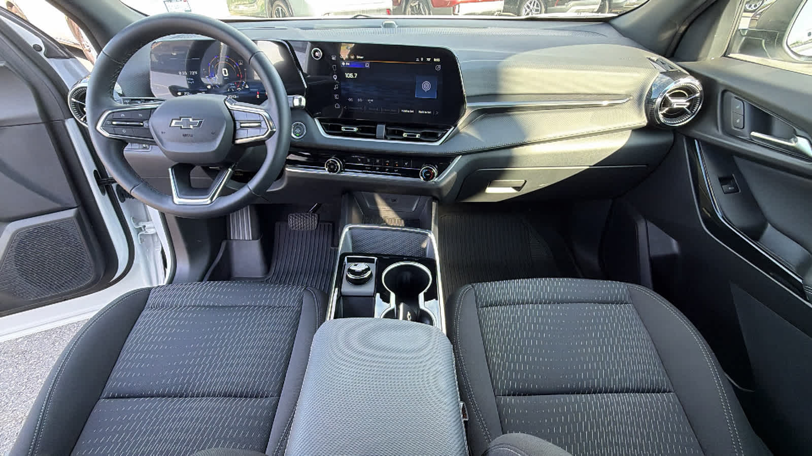 Thumbnail: 2026 Chevrolet Equinox - 26