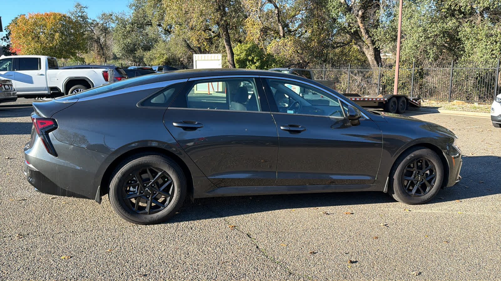 2025 Kia K5 LXS photo 3