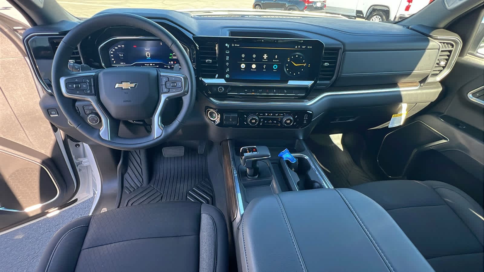 Thumbnail: 2025 Chevrolet Silverado 1500 - 26