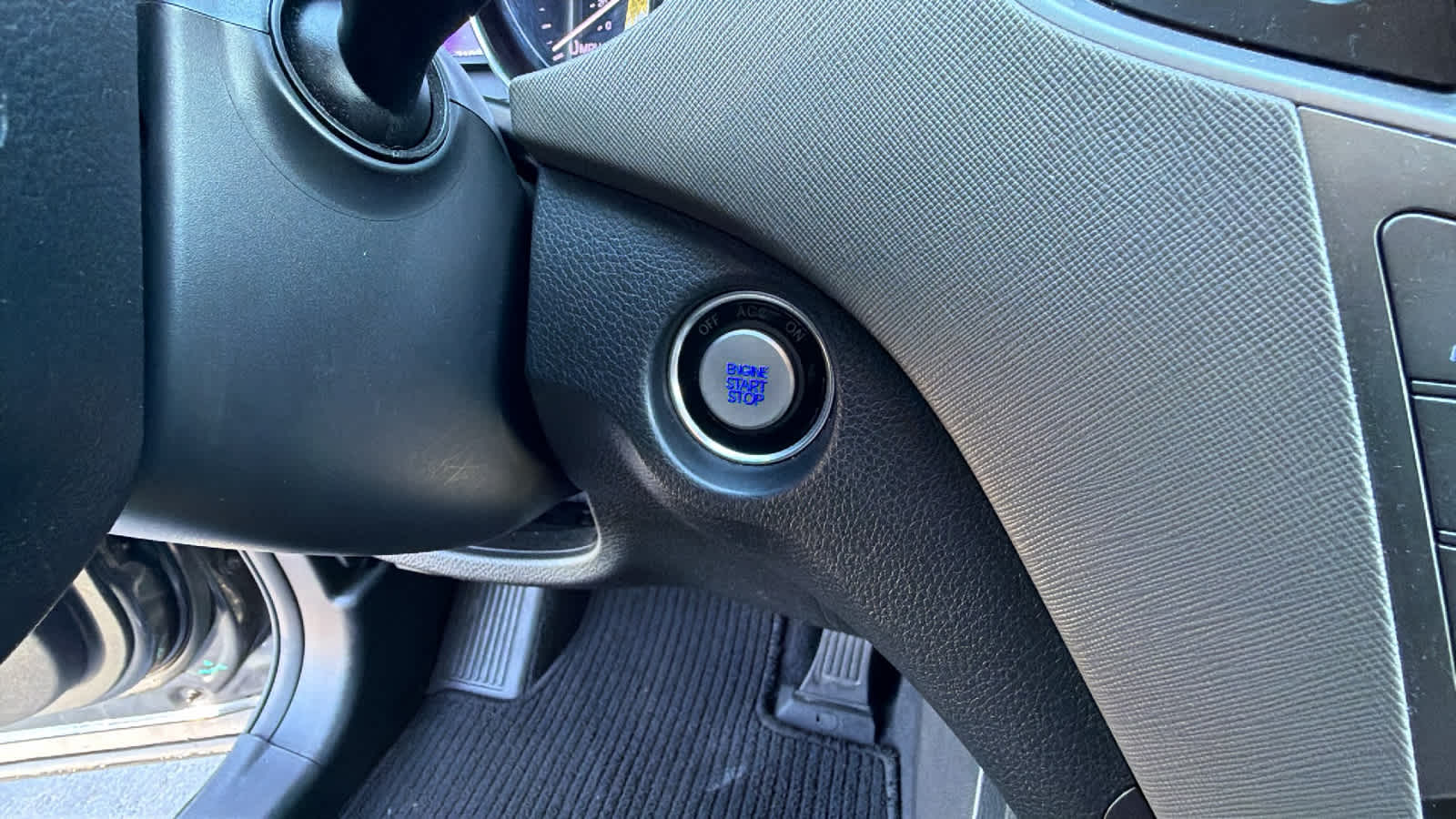 Thumbnail: 2017 Hyundai Santa Fe - 17