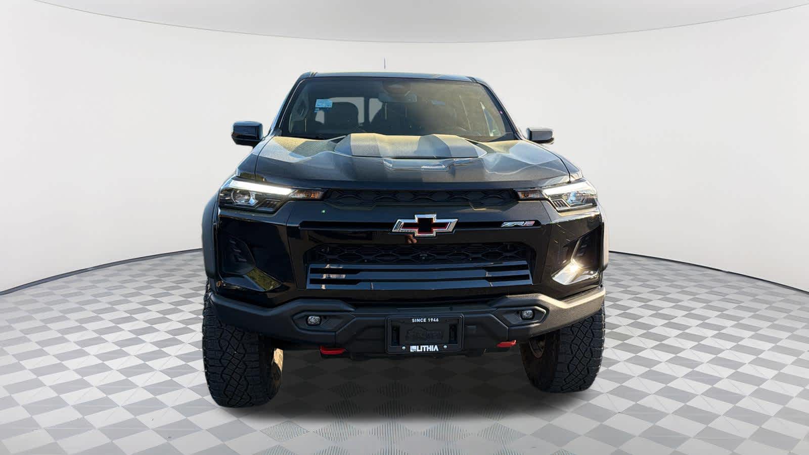 Thumbnail: 2024 Chevrolet Colorado - 2