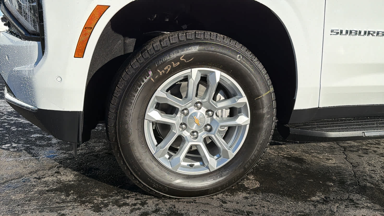 Thumbnail: 2026 Chevrolet Suburban - 9