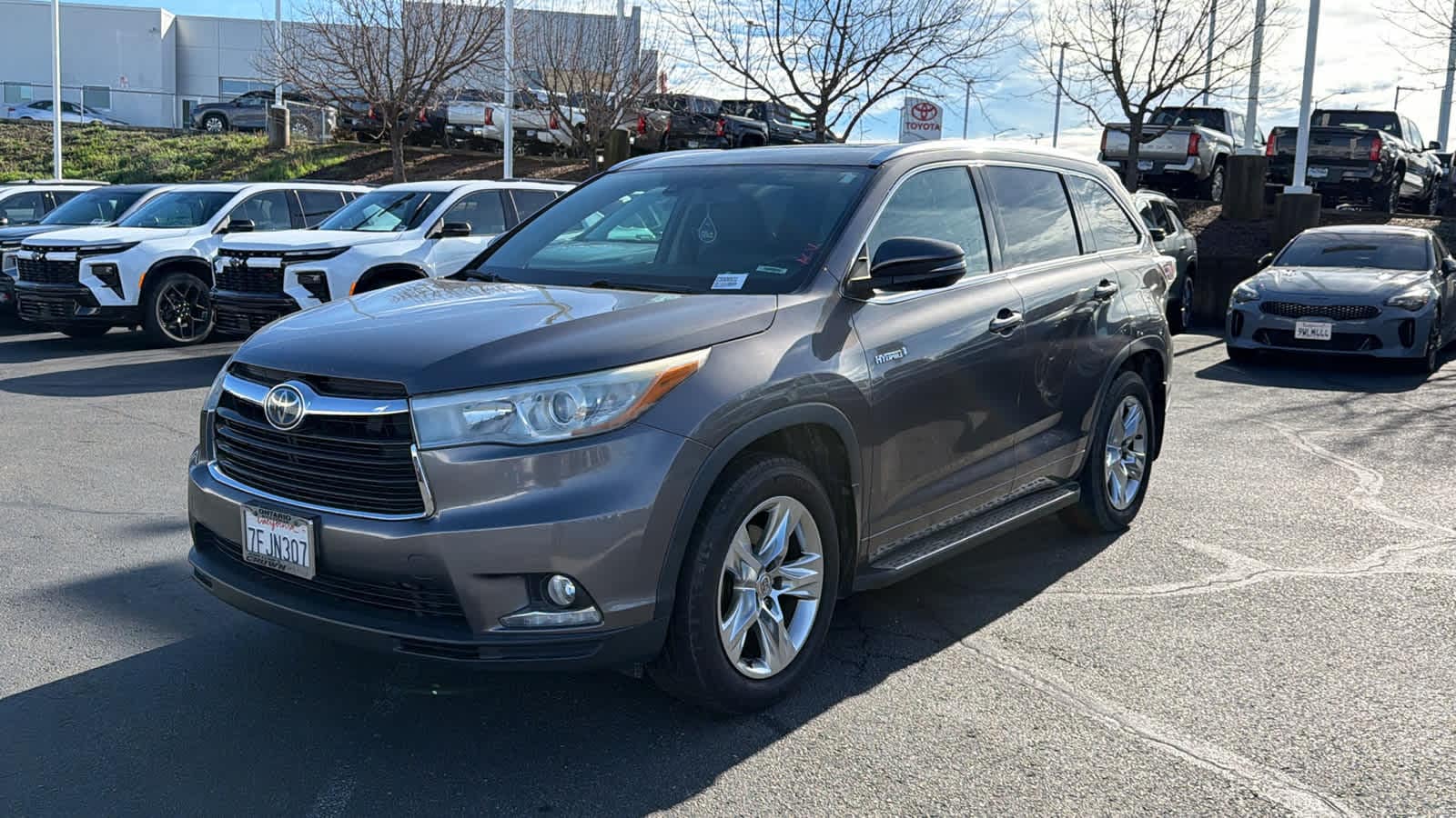 Thumbnail: 2014 Toyota Highlander - 1