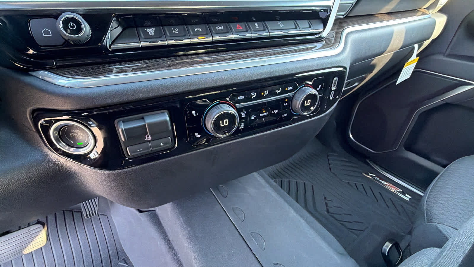 2026 Chevrolet Silverado 2500 HD LT - Photo 14