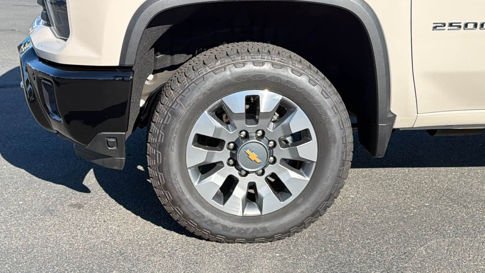 Thumbnail: 2026 Chevrolet Silverado 2500 - 9
