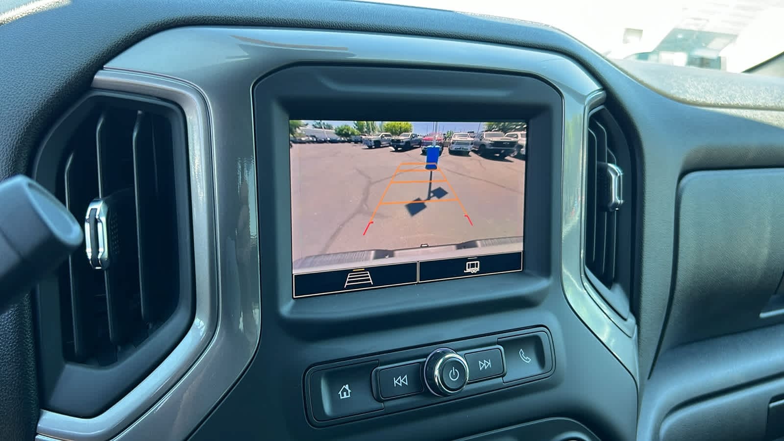 Thumbnail: 2025 Chevrolet Silverado 2500 - 16