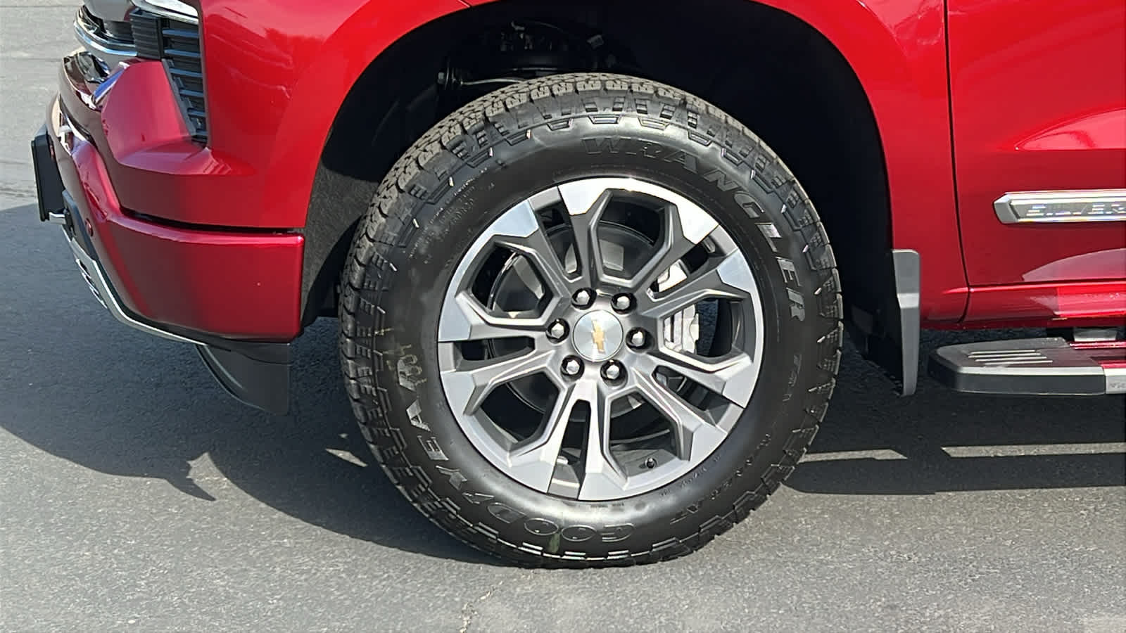 Thumbnail: 2026 Chevrolet Silverado 1500 - 9