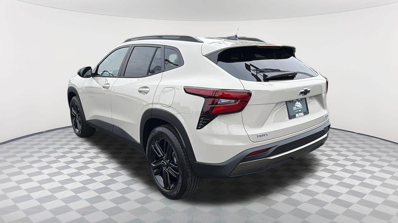 Thumbnail: 2026 Chevrolet Trax - 7