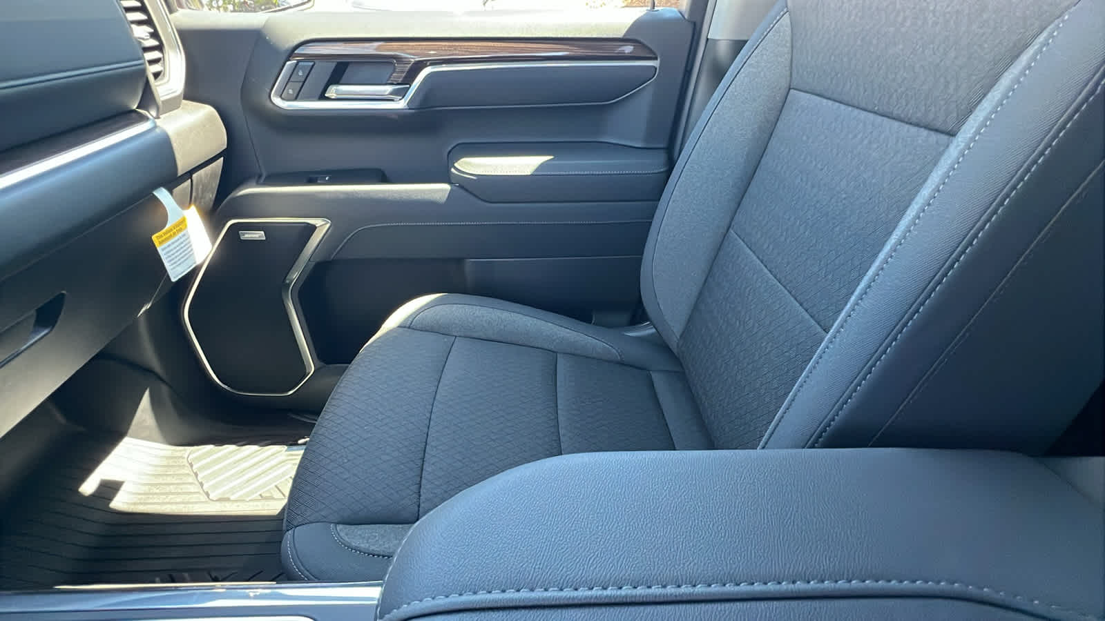 Thumbnail: 2026 Chevrolet Silverado 1500 - 12