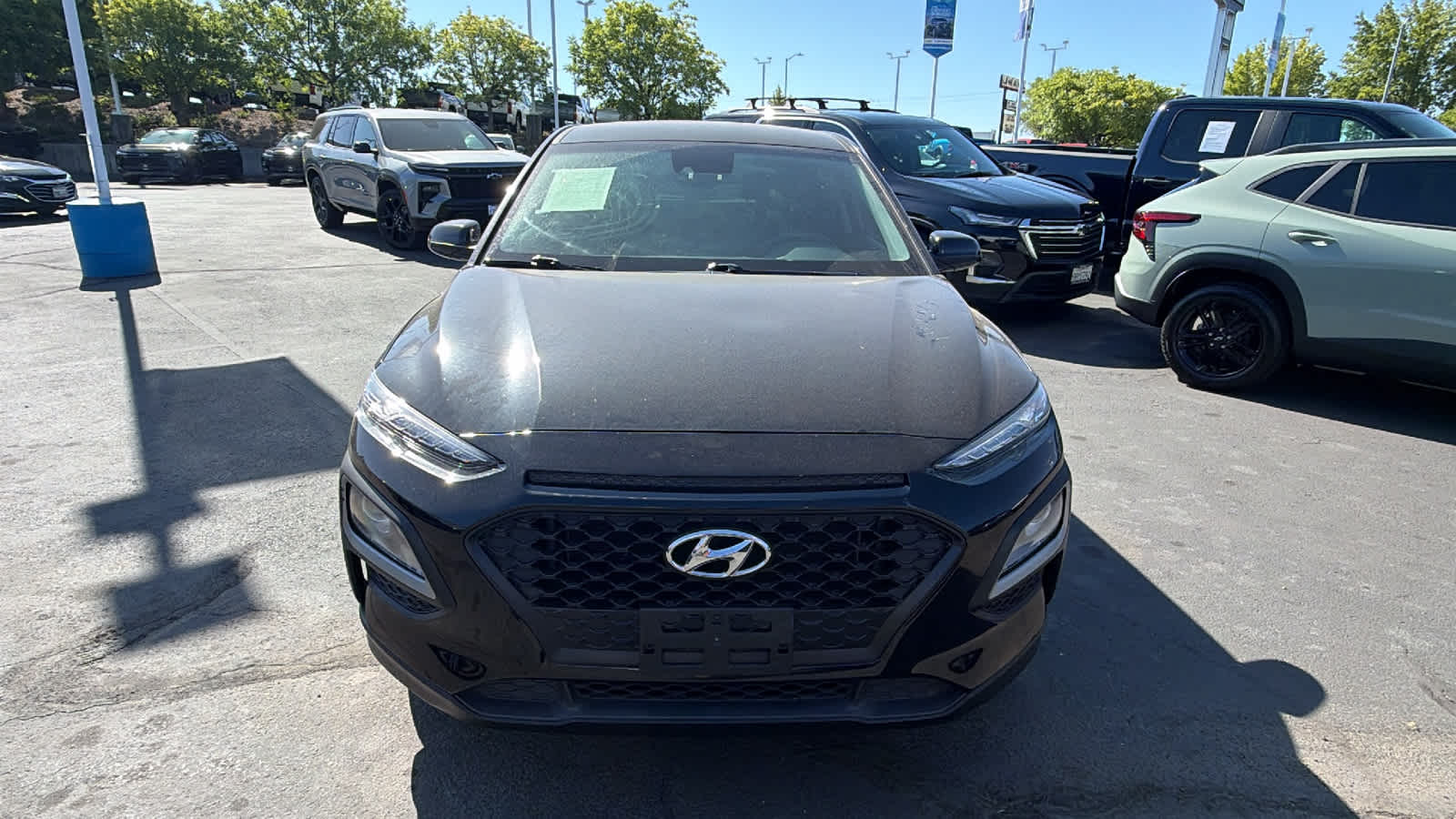 Used 2019 Hyundai Kona SE with VIN KM8K12AA1KU305684 for sale in Redding, CA