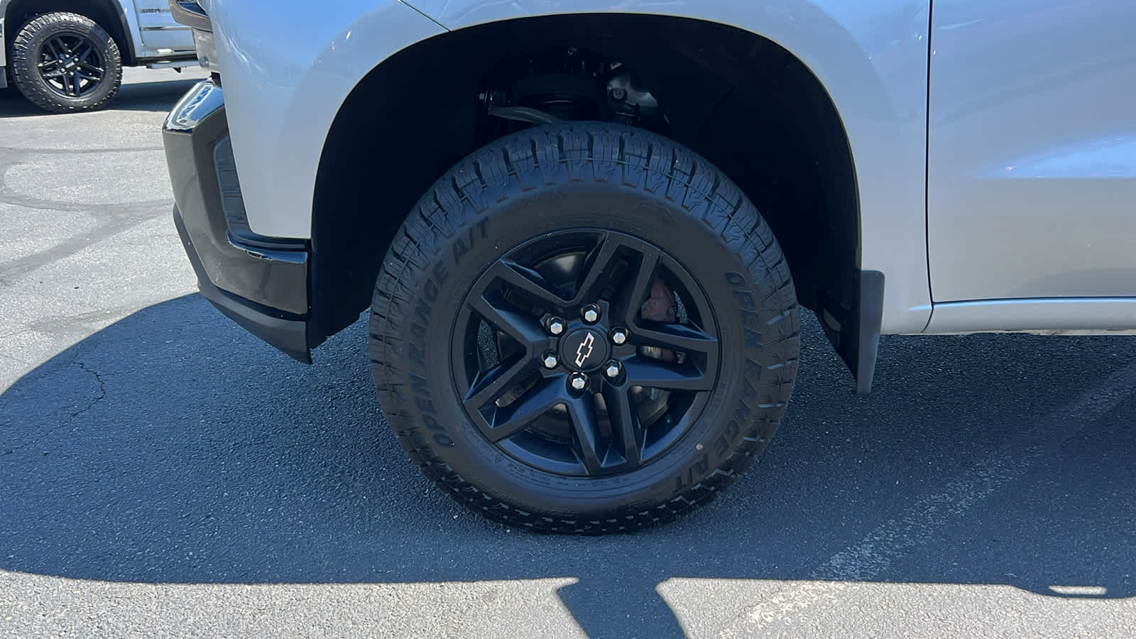 Thumbnail: 2020 Chevrolet Silverado 1500 - 9
