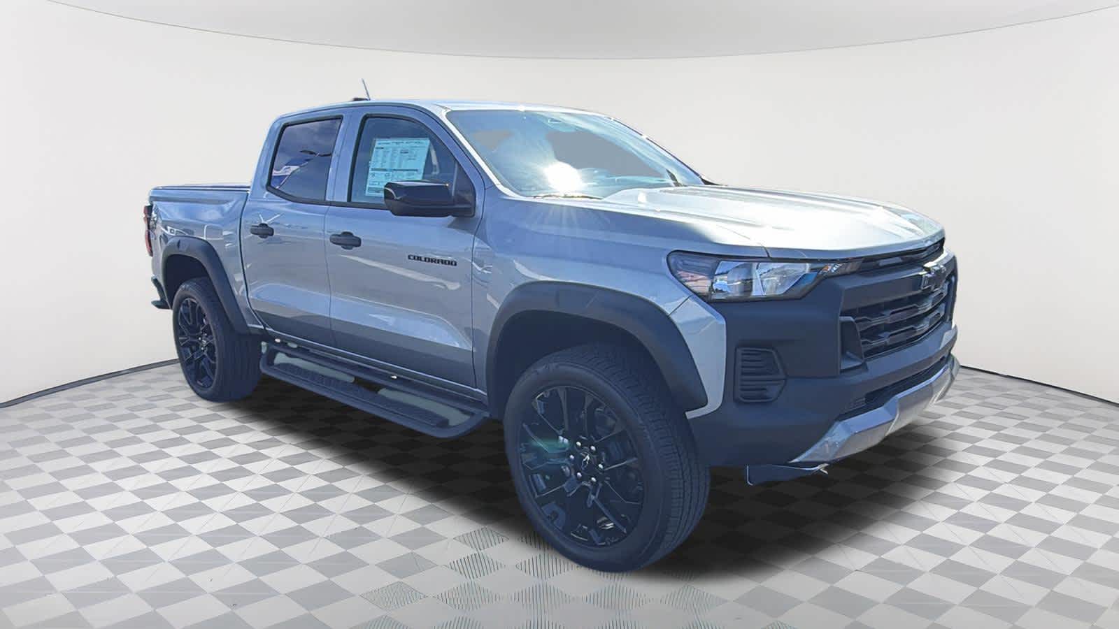 Thumbnail: 2026 Chevrolet Colorado - 3