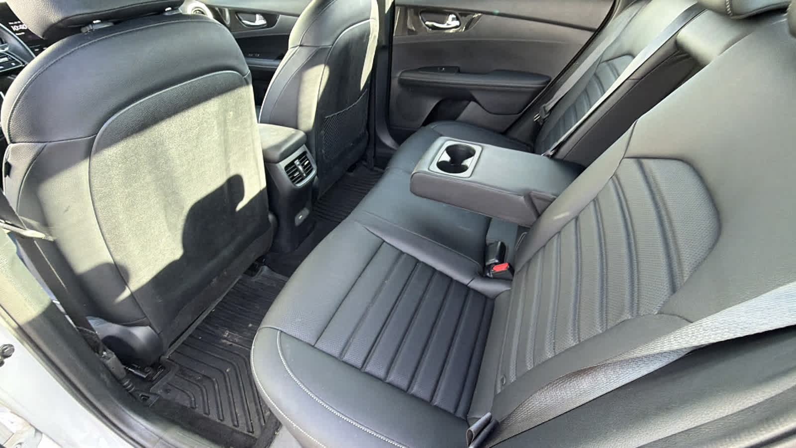 Thumbnail: 2024 Kia Forte - 17